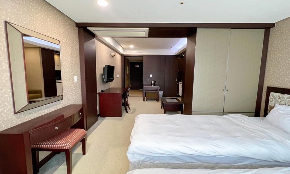 Busan Centurn Victoria Hotel Exterior photo